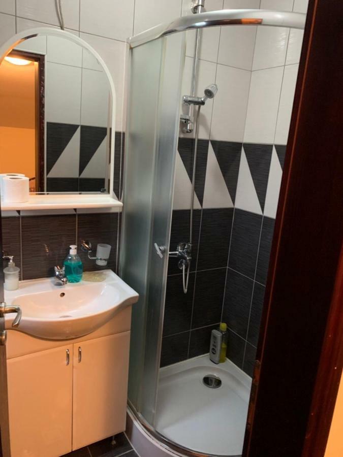 Apartmani Jovanovic Иваница Екстериор снимка